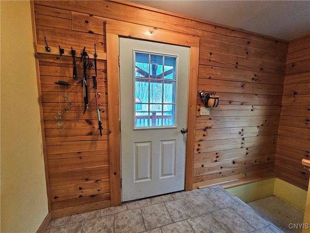 8 North Hillsborough Road, Amboy, NY 13316