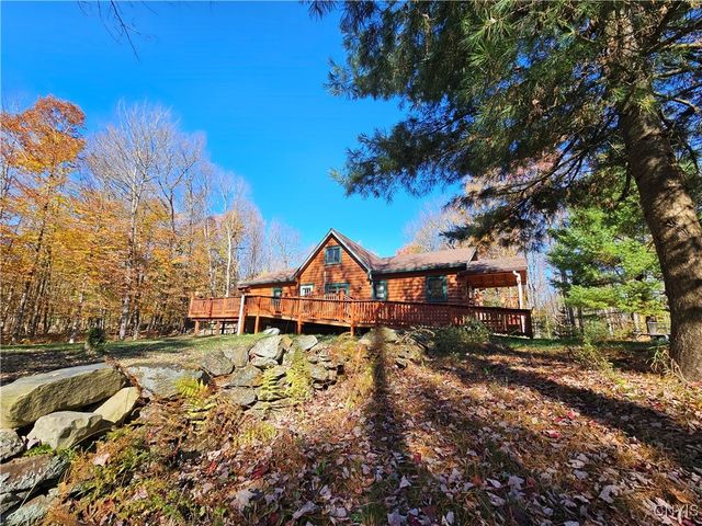 8 North Hillsborough Road, Amboy, NY 13316