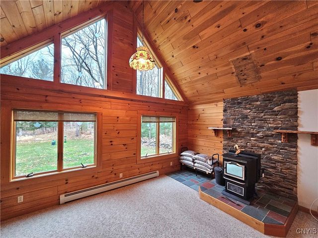 8 North Hillsborough Road, Amboy, NY 13316