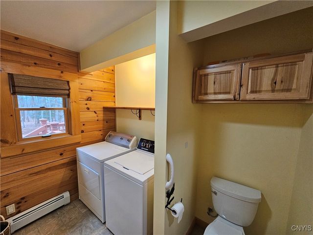 8 North Hillsborough Road, Amboy, NY 13316