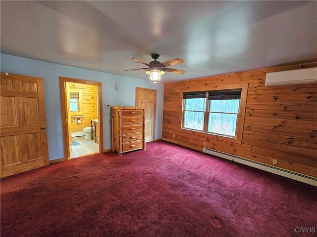 8 North Hillsborough Road, Amboy, NY 13316