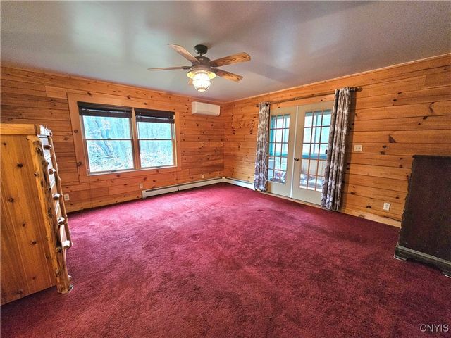 8 North Hillsborough Road, Amboy, NY 13316