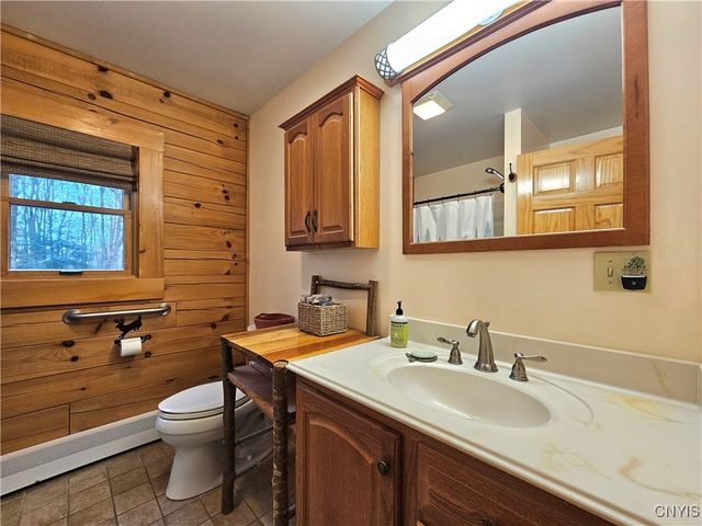 8 North Hillsborough Road, Amboy, NY 13316