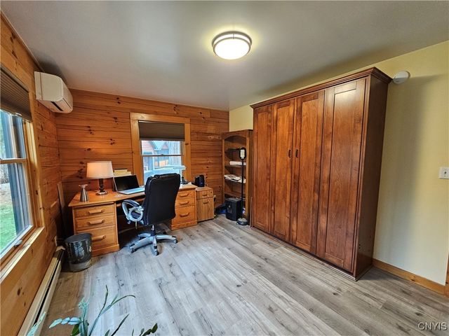 8 North Hillsborough Road, Amboy, NY 13316