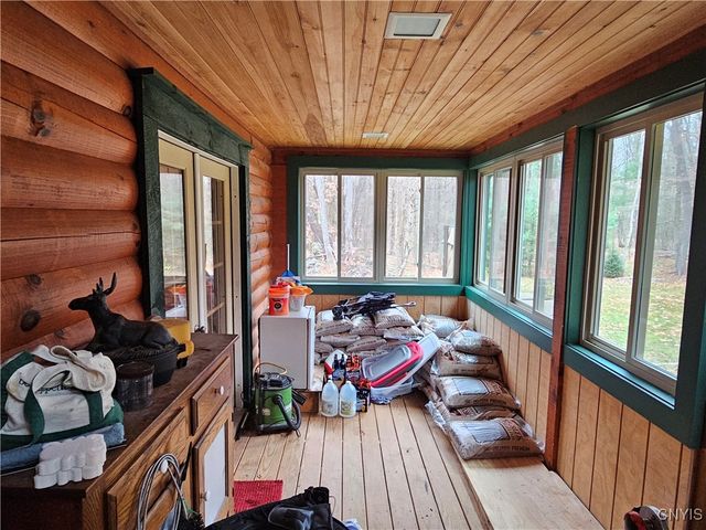 8 North Hillsborough Road, Amboy, NY 13316