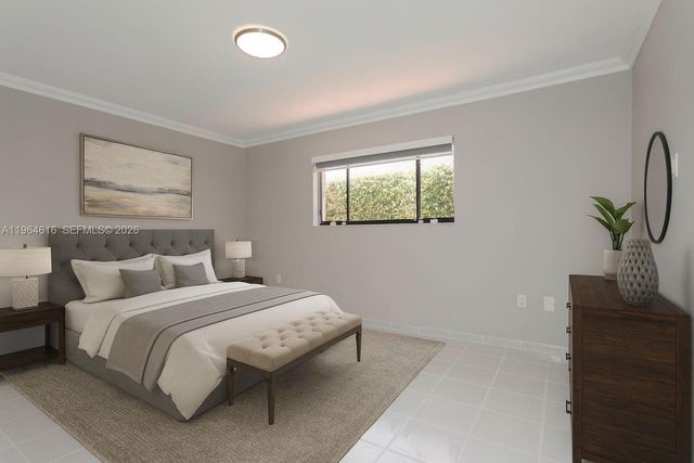 6811 SW 105th Ct, Miami, FL 33173