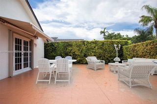 6811 SW 105th Ct, Miami, FL 33173