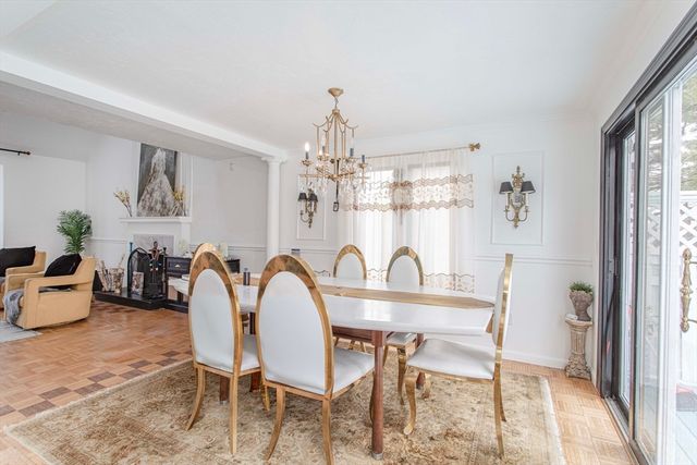 89 Lucas Dr, Stoughton, MA 02072