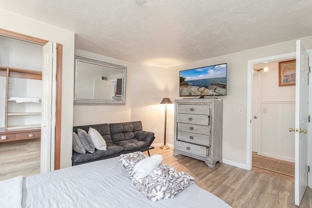 89 Lucas Dr, Stoughton, MA 02072