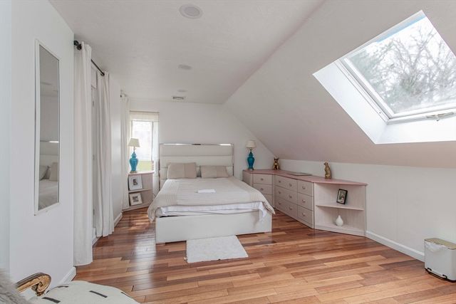 89 Lucas Dr, Stoughton, MA 02072