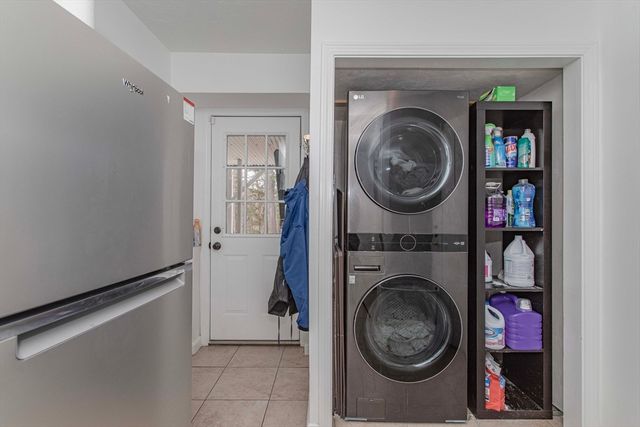 89 Lucas Dr, Stoughton, MA 02072