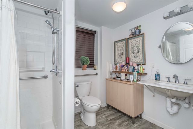 89 Lucas Dr, Stoughton, MA 02072