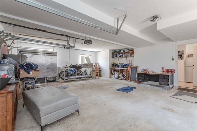 89 Lucas Dr, Stoughton, MA 02072