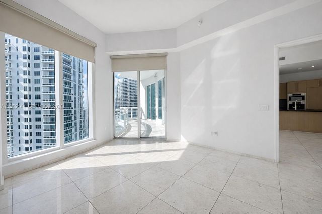 900 Brickell Key Blvd 2405, Miami, FL 33131