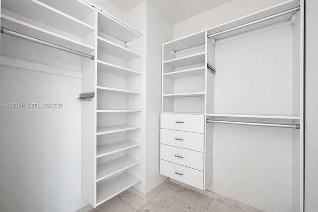 900 Brickell Key Blvd 2405, Miami, FL 33131