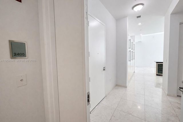 900 Brickell Key Blvd 2405, Miami, FL 33131