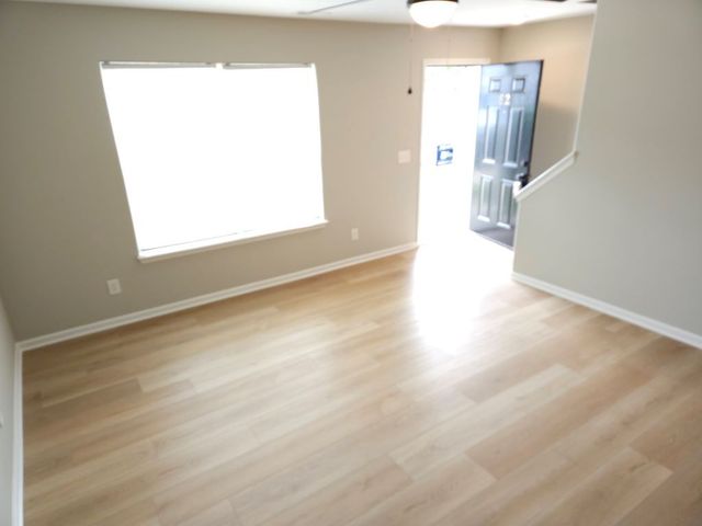 705 Crestland Ave Apt B2, Murfreesboro, TN 37130