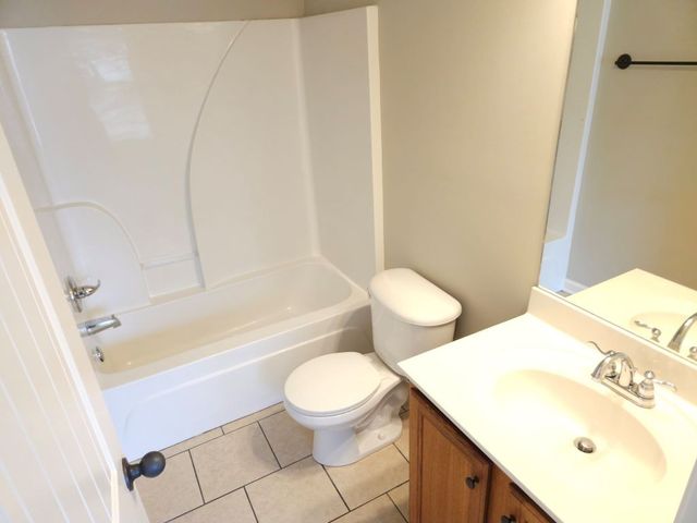 705 Crestland Ave Apt B2, Murfreesboro, TN 37130