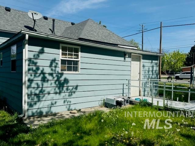 128 9th Ave. N., Nampa, ID 83687