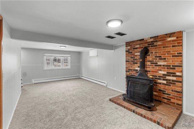 310 Gordon Parkway, Camillus, NY 13219