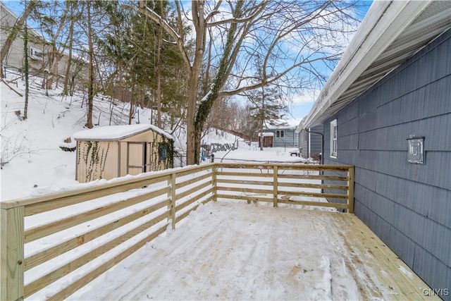 310 Gordon Parkway, Camillus, NY 13219