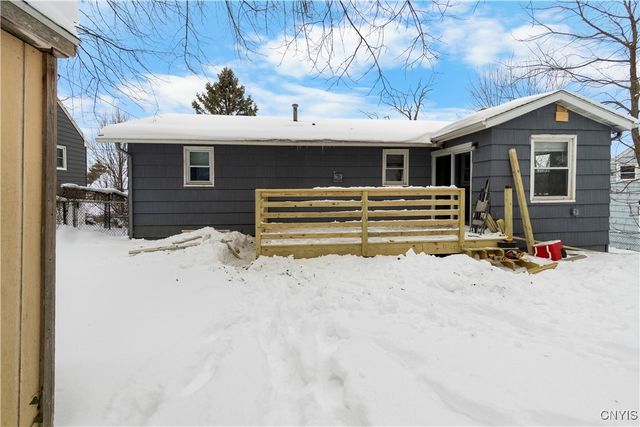 310 Gordon Parkway, Camillus, NY 13219