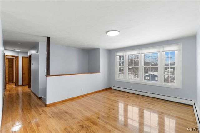 310 Gordon Parkway, Camillus, NY 13219