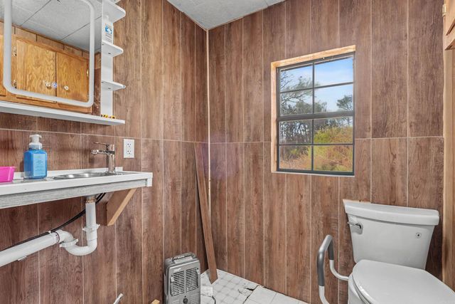 195 Washington Avenue, Quitman, AR 72131