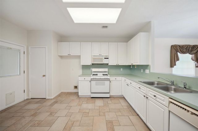 2920 Elm Grove Court, Kingwood, TX 77339