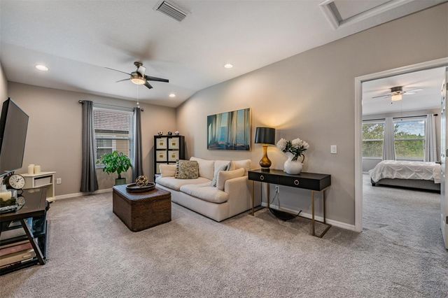 29947 SOUTHWELL LANE, Wesley Chapel, FL 33543