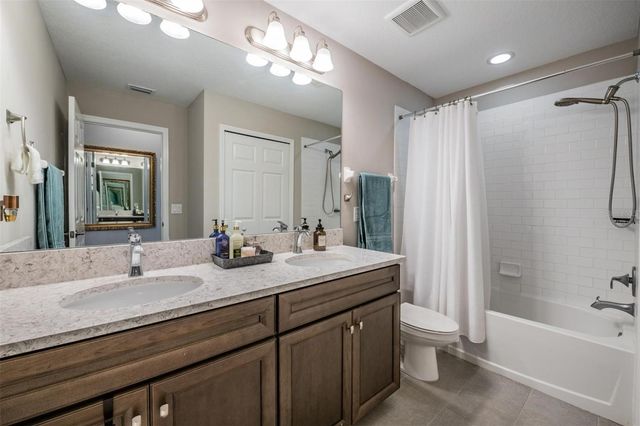 29947 SOUTHWELL LANE, Wesley Chapel, FL 33543