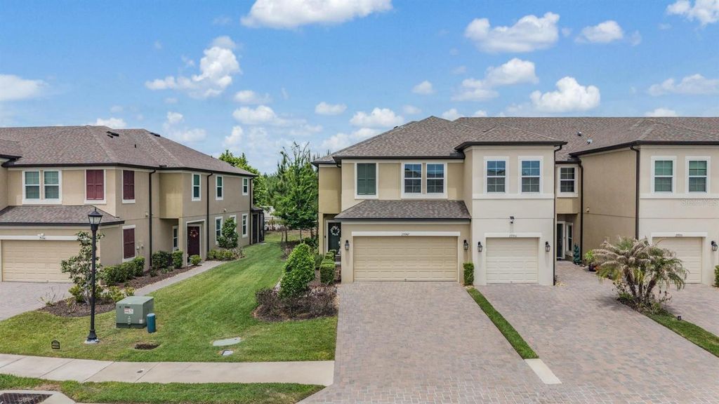 29947 SOUTHWELL LANE, Wesley Chapel, FL 33543