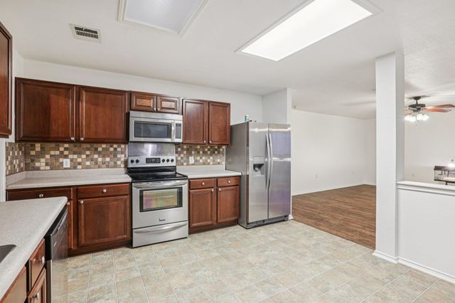 7658 Marble Ridge DR, Austin, TX 78747