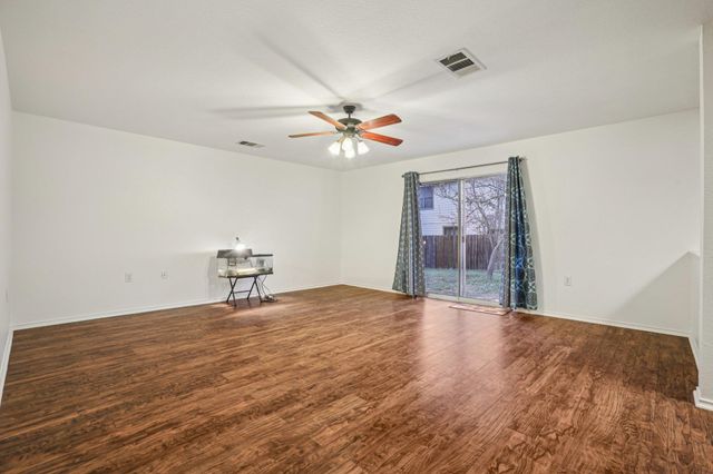 7658 Marble Ridge DR, Austin, TX 78747