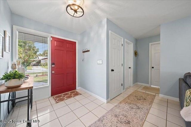 637 E Lincoln Avenue, Melbourne, FL 32901