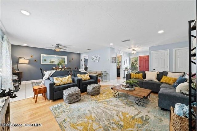 637 E Lincoln Avenue, Melbourne, FL 32901