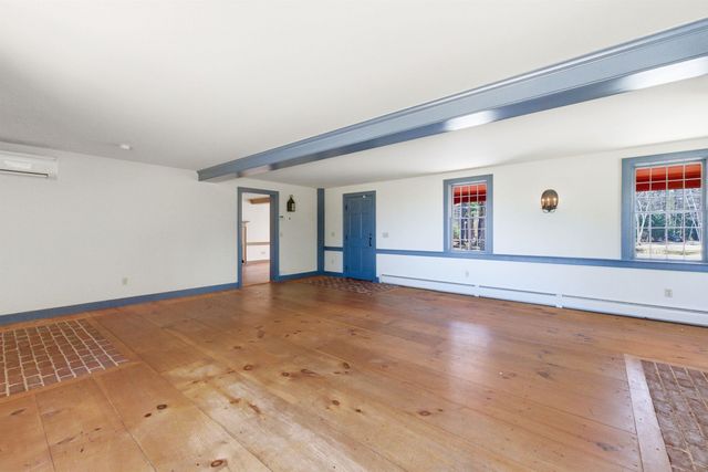 29 Kona Farm Road, Moultonborough, NH 03254
