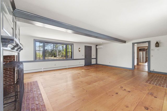 29 Kona Farm Road, Moultonborough, NH 03254