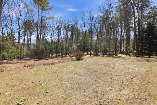 29 Kona Farm Road, Moultonborough, NH 03254