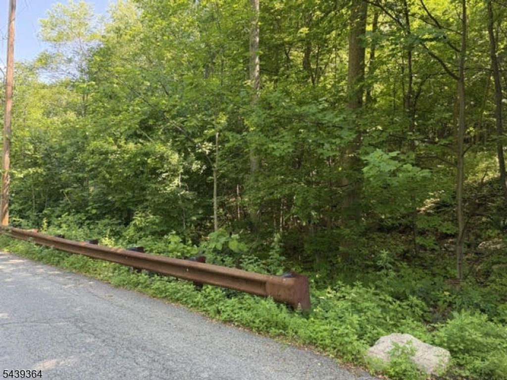 16 Babtown Rd, Vernon Twp., NJ 07461 — photo 2