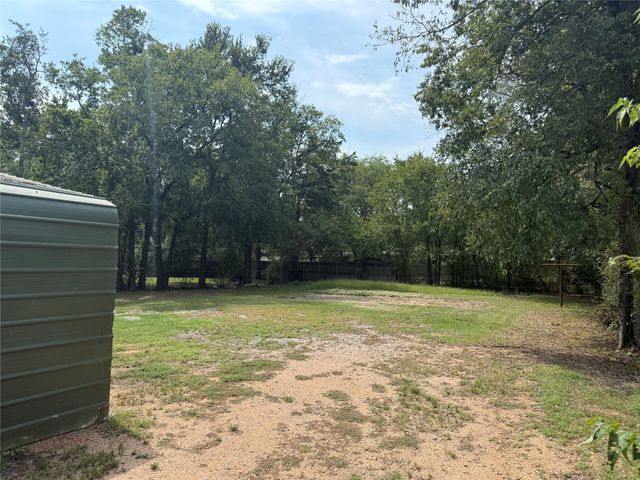 2023 N Center Street, Bonham, TX 75418