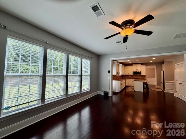 10141 Loch Lomond Drive, Charlotte, NC 28278