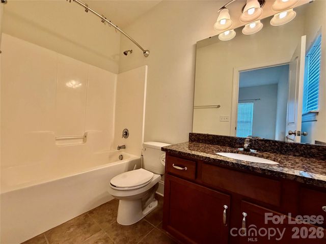 10141 Loch Lomond Drive, Charlotte, NC 28278