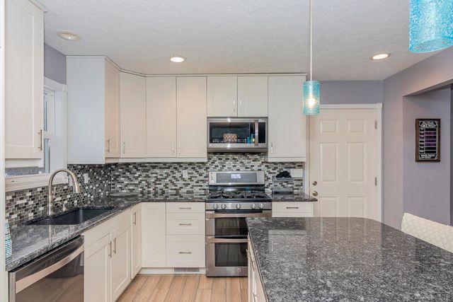 24271 Thousand Oaks Drive, Almena Twp, MI 49071