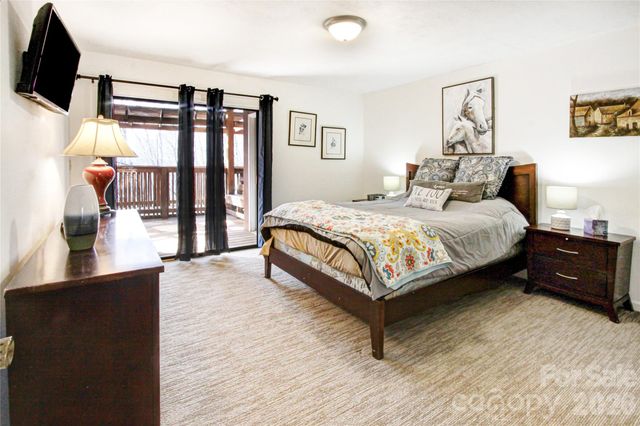 157 Toxaway Views Drive 802, Lake Toxaway, NC 28747