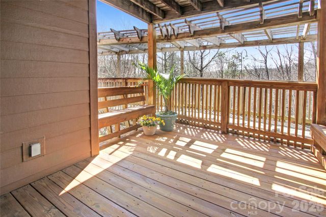 157 Toxaway Views Drive 802, Lake Toxaway, NC 28747