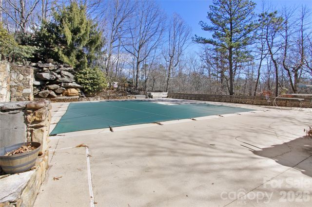 157 Toxaway Views Drive 802, Lake Toxaway, NC 28747