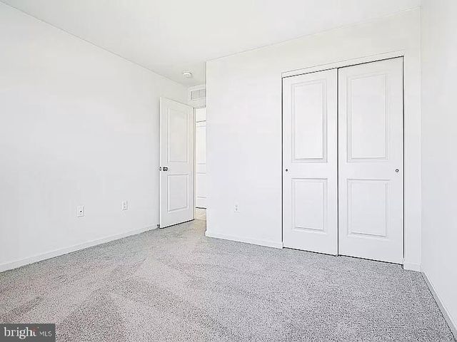 9 SHILLINGTON LANE, Carlisle, PA 17013