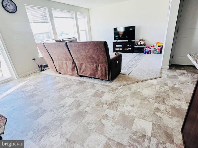 9 SHILLINGTON LANE, Carlisle, PA 17013