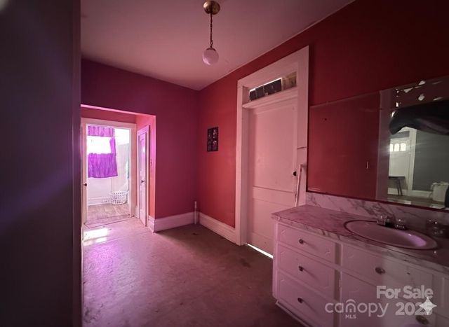 921 Church Street, Kings Mountain, NC 28086